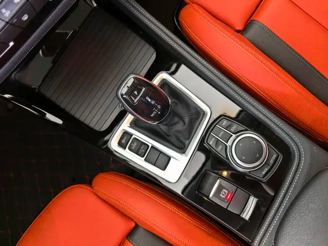 BMW 1 Series — Фото автомобиля 12