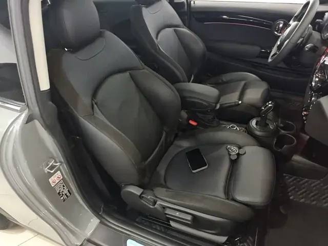 MINI Hatch — Фото автомобиля 24