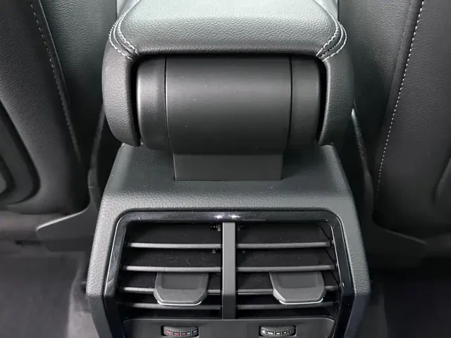 Audi Q3 — Фото автомобиля 14