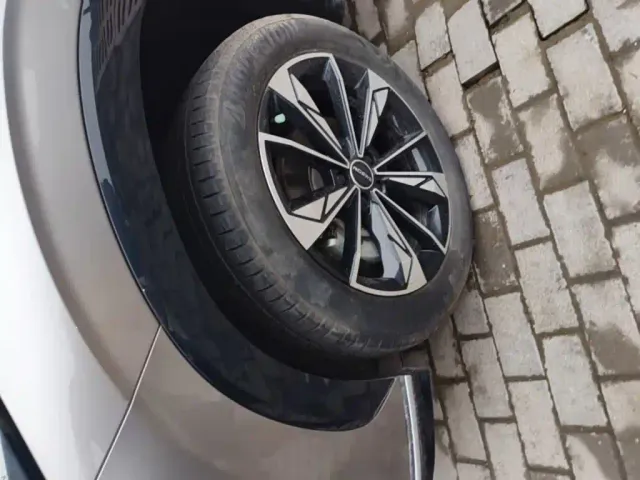 Roewe RX5 — Фото автомобиля 22