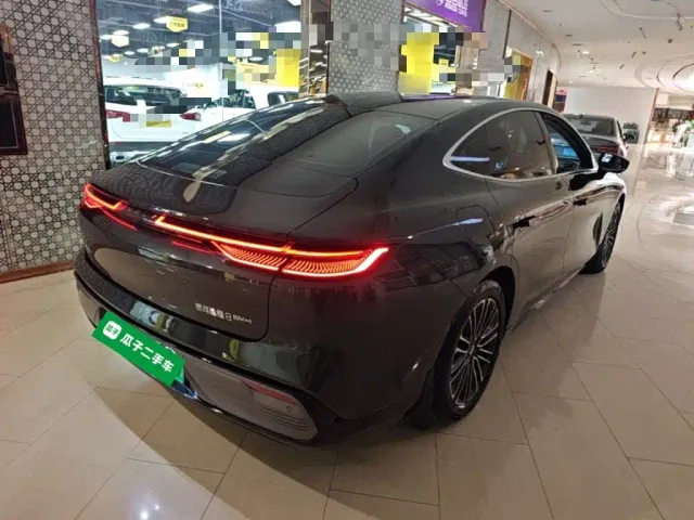 Geely Galaxy Xingyao 8 — Фото автомобиля 6