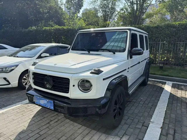 Фотография автомобиля — Mercedes-Benz G-Class