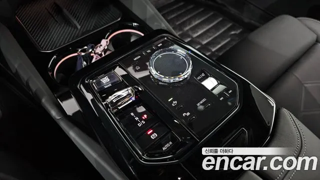 BMW 5 Series G60 — Фото автомобиля 11