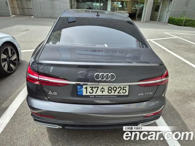 Audi A6 45 TFSI Premium — Фото автомобиля 18