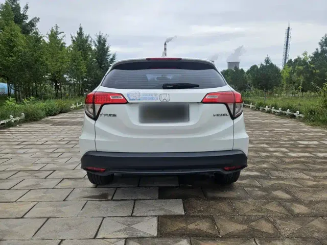 Honda Vezel — Фото автомобиля 6