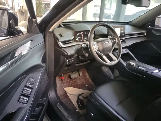 Haval H6 — Фото автомобиля 15