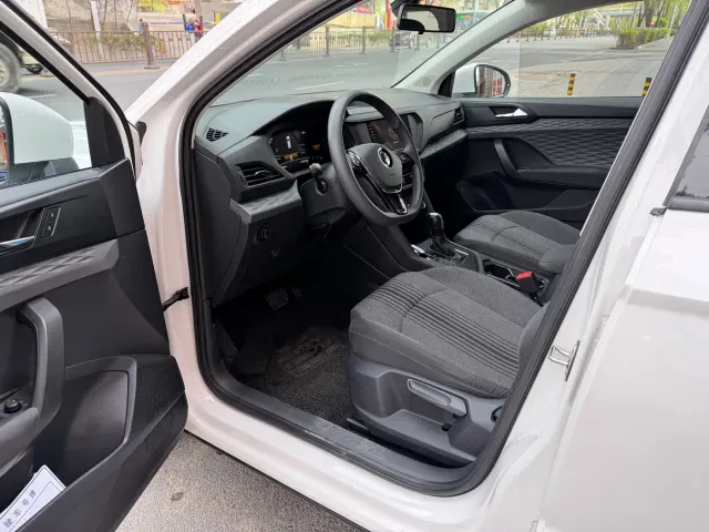 Volkswagen Tharu — Фото автомобиля 11