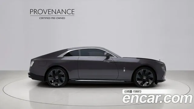 Rolls-Royce Spectre — Фото автомобиля 5