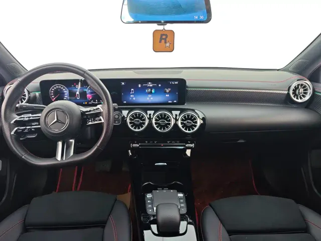 Mercedes-Benz A-Class — Фото автомобиля 9