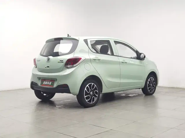 Changan Benben E-Star — Фото автомобиля 2