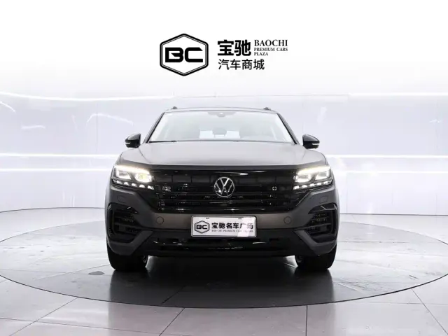 Volkswagen Touareg — Фото автомобиля 2
