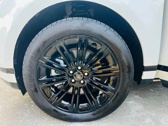 Land Rover Range Rover Evoque — Фото автомобиля 23