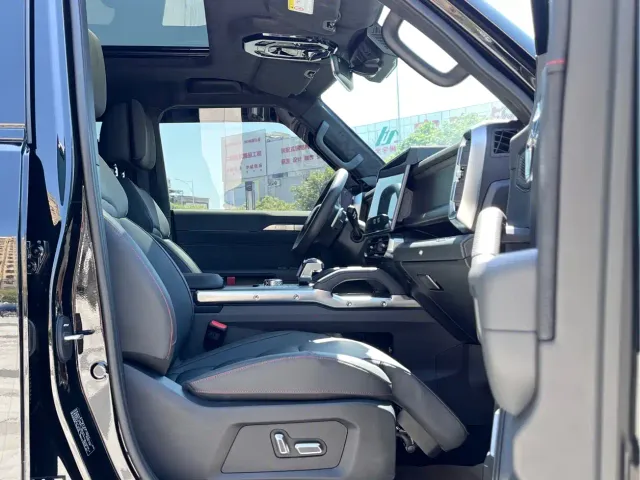 Jetour T2 — Фото автомобиля 10
