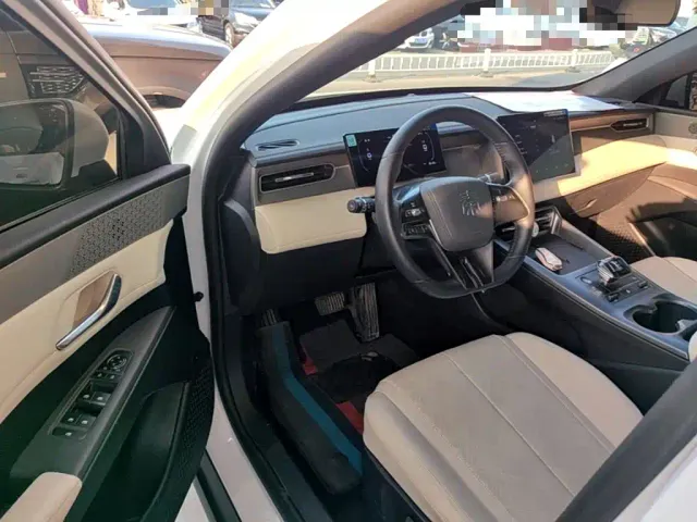 BYD Qin PLUS — Фото автомобиля 15