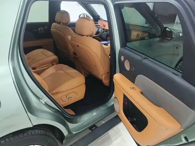 IM Motors LS8 — Фото автомобиля 11