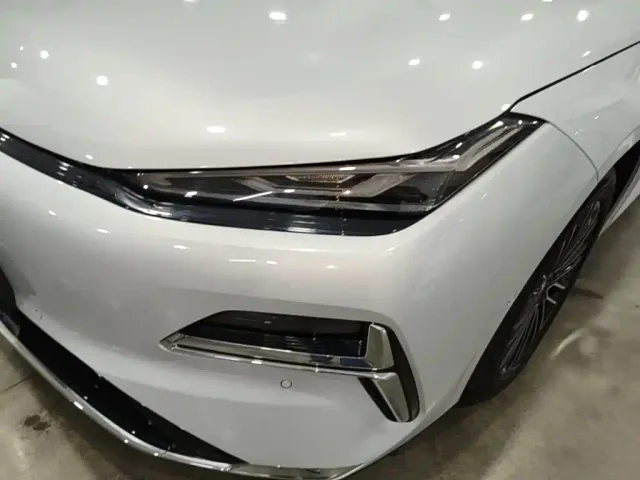 Geely Galaxy Xingyao 8 — Фото автомобиля 23