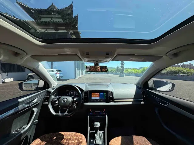 Skoda Karoq — Фото автомобиля 17