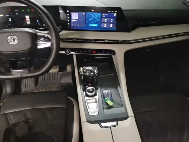 Changan CS75 Plus — Фото автомобиля 13