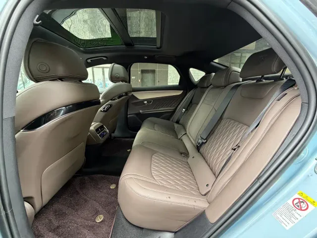 BYD Han — Фото автомобиля 7