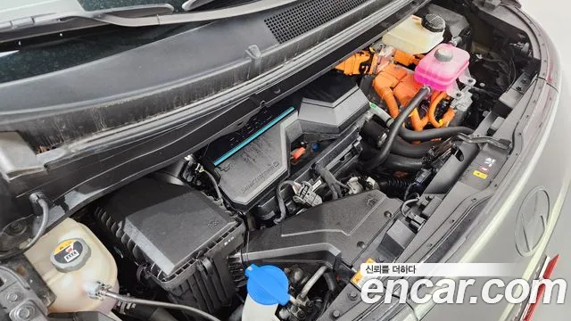 Hyundai Staria Staria — Фото автомобиля 4