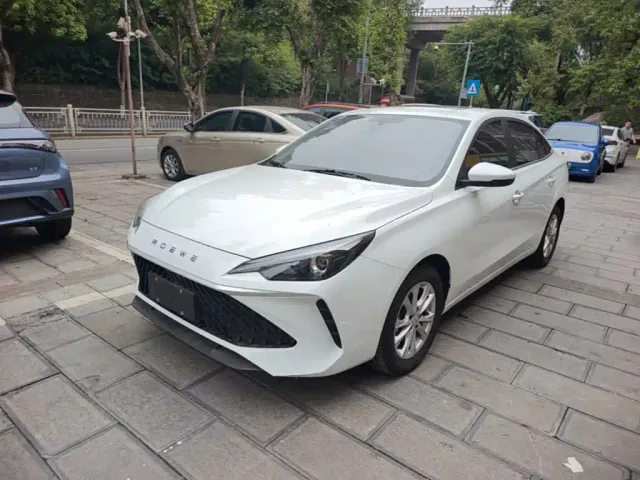 Фотография автомобиля — Roewe i5