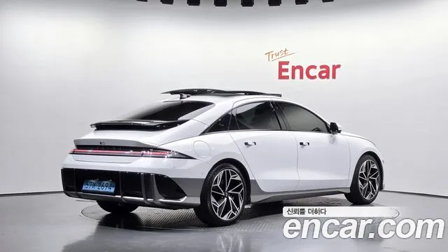 Hyundai Ioniq 6 — Фото автомобиля 2