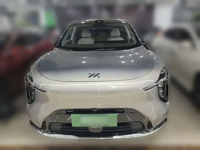IM Motors LS6 — Фото автомобиля 2