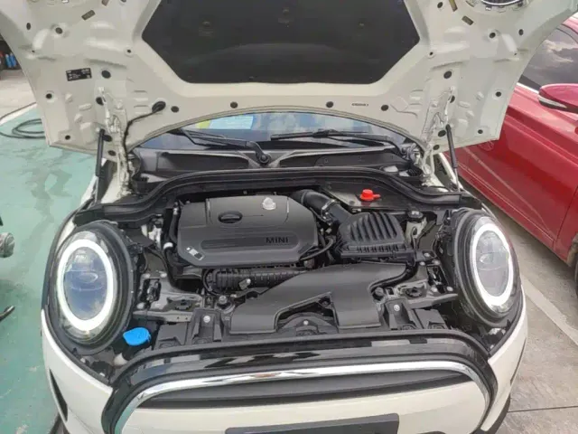 MINI Hatch — Фото автомобиля 19