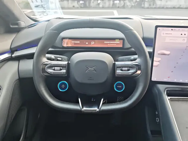 Xpeng P7 — Фото автомобиля 15