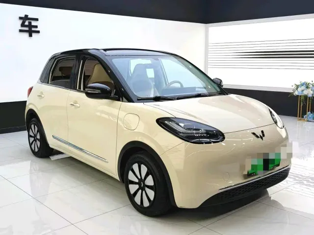 Wuling Bingo — Фото автомобиля 3