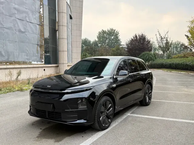 Фотография автомобиля — Li Auto L6
