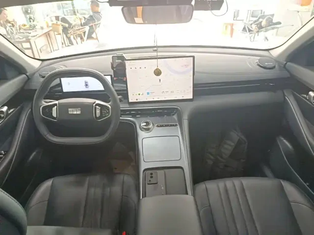 Geely Galaxy E5 — Фото автомобиля 9