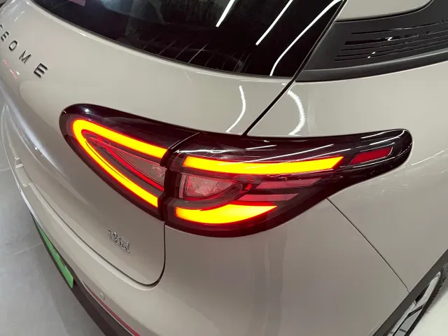 Geely Starry Wish — Фото автомобиля 25