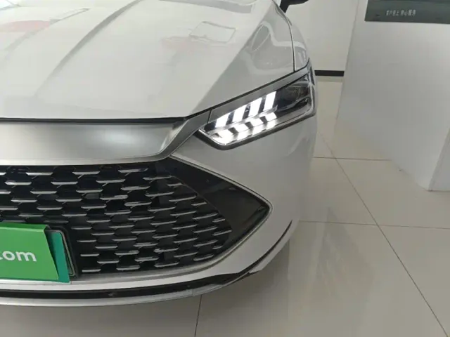 BYD Qin PLUS — Фото автомобиля 23