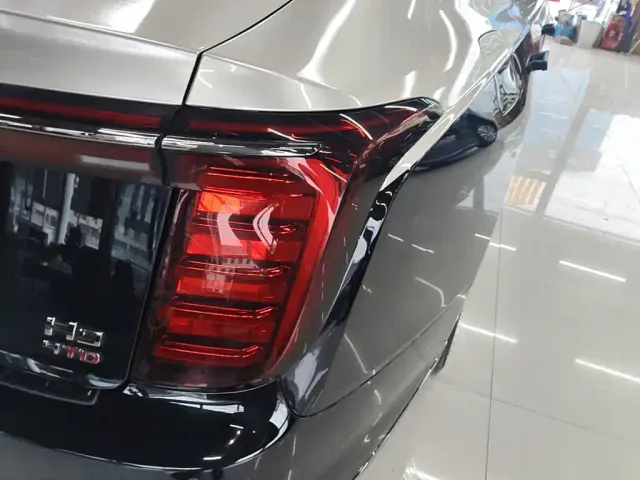 Hongqi H9 — Фото автомобиля 23