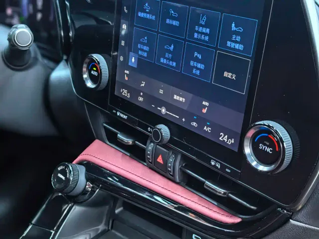 Lexus NX — Фото автомобиля 25