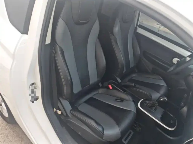 Roewe Clever — Фото автомобиля 19