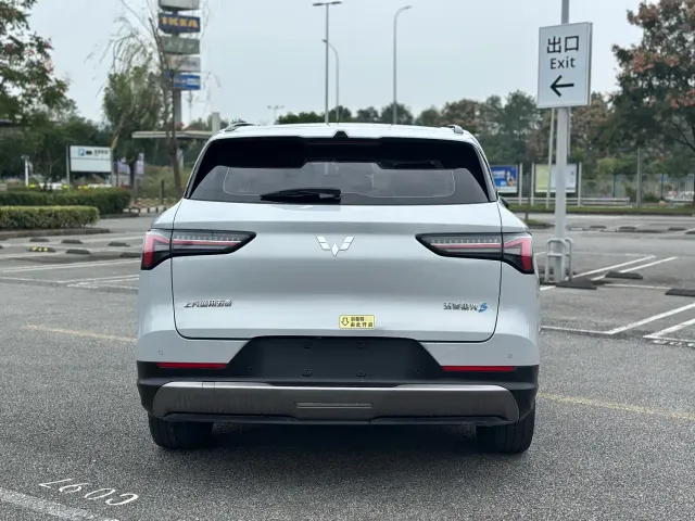 Wuling Starlight S — Фото автомобиля 8