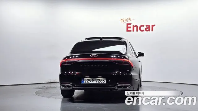 Hyundai Grandeur New — Фото автомобиля 4