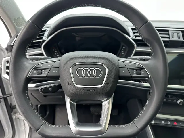 Audi Q3 — Фото автомобиля 16