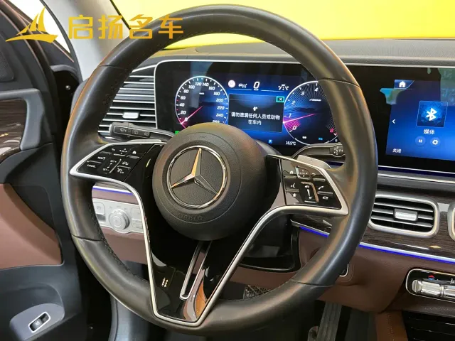Mercedes-Benz GLE-Class — Фото автомобиля 9