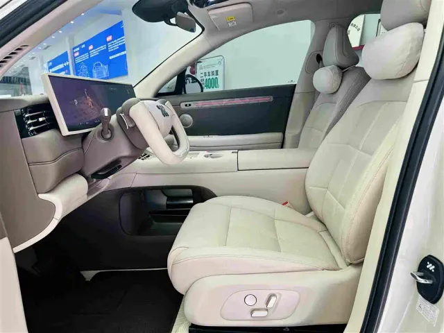 IM Motors LS6 — Фото автомобиля 20