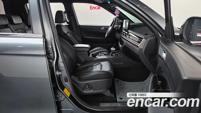 KG_Mobility_Ssangyong Rexton Новый Rexton Sport Khan Дизель 2.2 4WD — Фото автомобиля 26