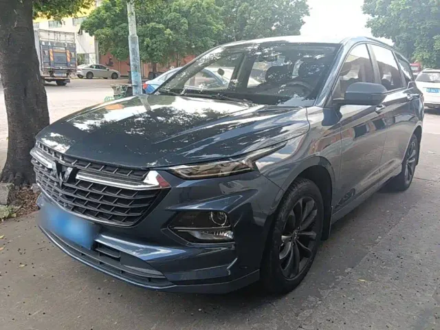 Фотография автомобиля — Wuling Victory