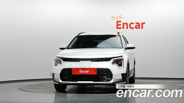 Kia Niro — Фото автомобиля 3