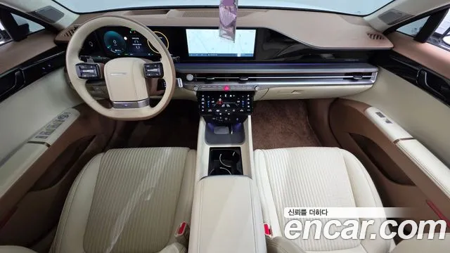 Hyundai Grandeur GN7 — Фото автомобиля 10