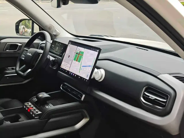BYD FangChengBao Titanium 3 — Фото автомобиля 14