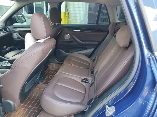 BMW X1 — Фото автомобиля 16