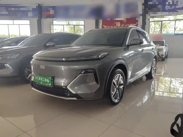 Фотография автомобиля — Geely Galaxy Starship 7 EM-i