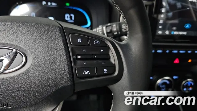 Hyundai Venue — Фото автомобиля 16